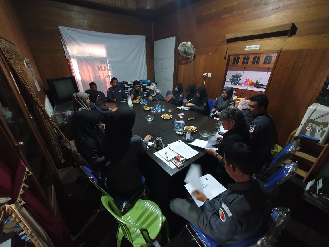Rapat Kerja Ke-Sekretariatan Bawaslu Kabupaten Hulu Sungai Utara