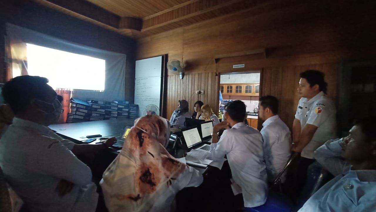 Kekompakan Sekretariat Bawaslu Hulu Sungai Utara