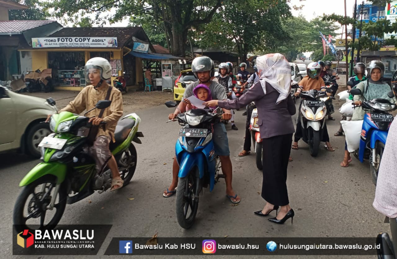 Bawaslu HSU Sosialisasikan Perekrutan Panwascam Hingga Kejalan