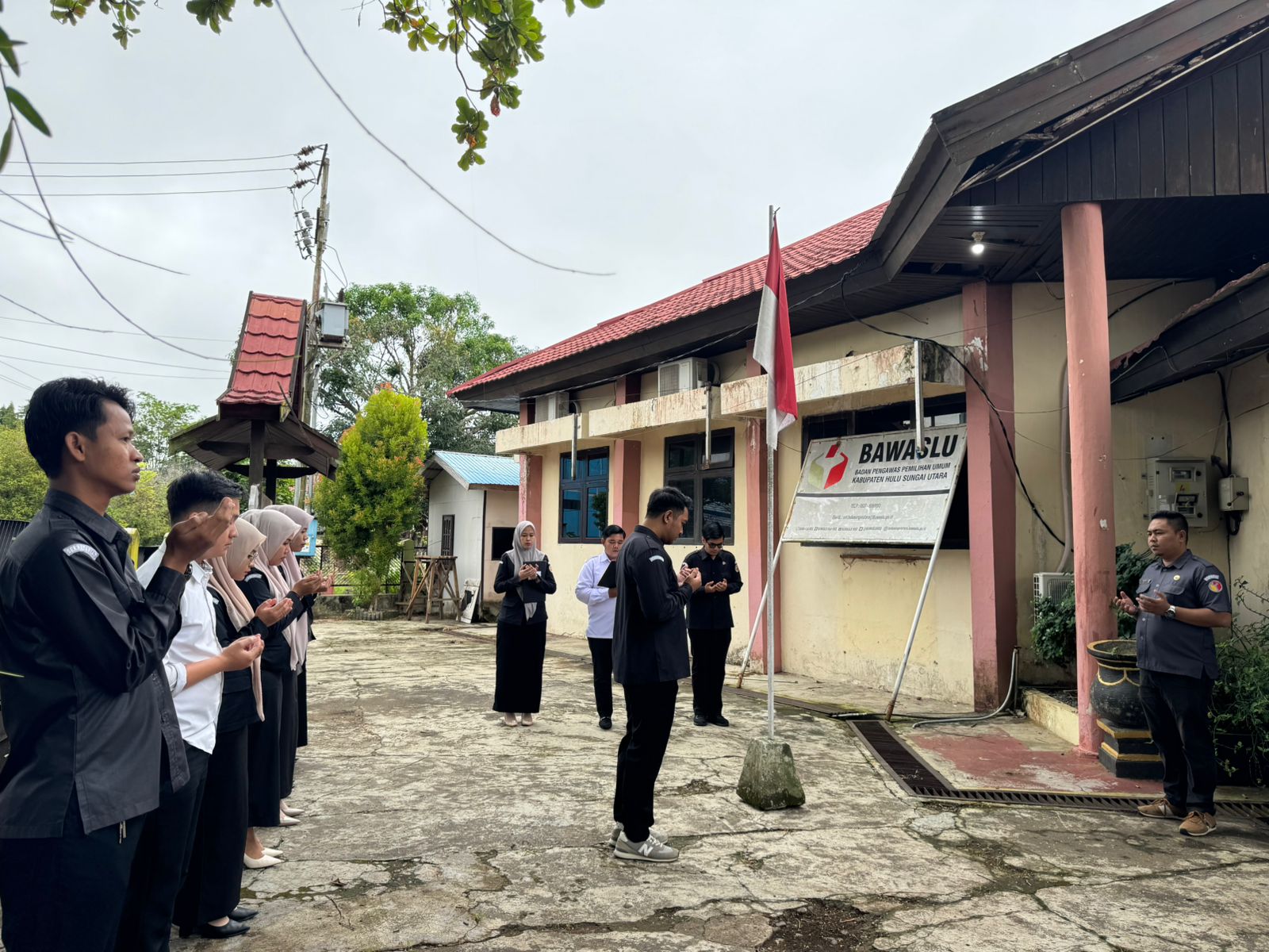 BAWASLU GELAR APEL MINGGUAN