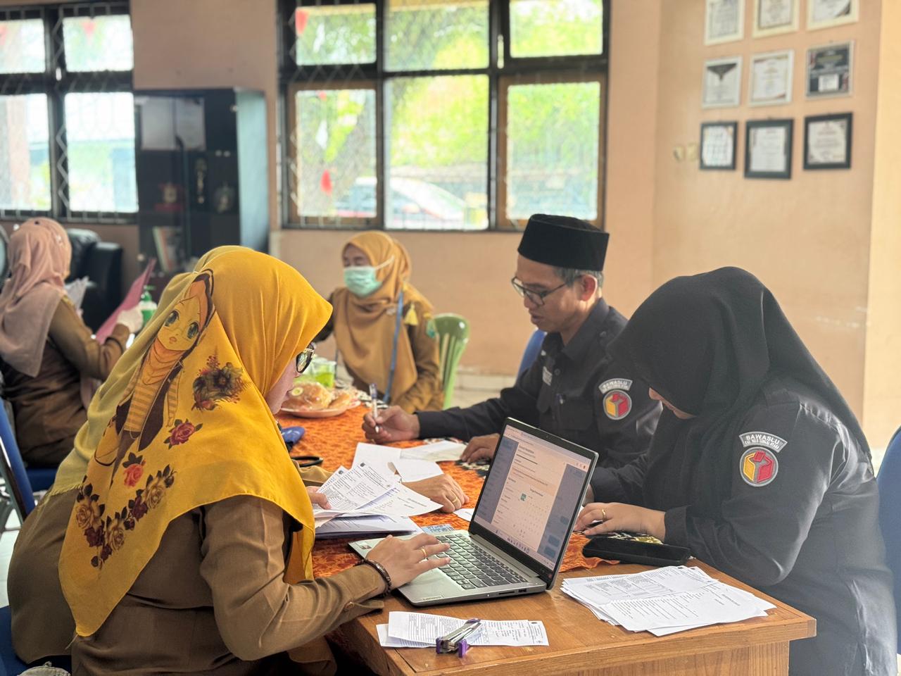 Skrining Kesehatan dari UPT Puskesma Sungai Karias