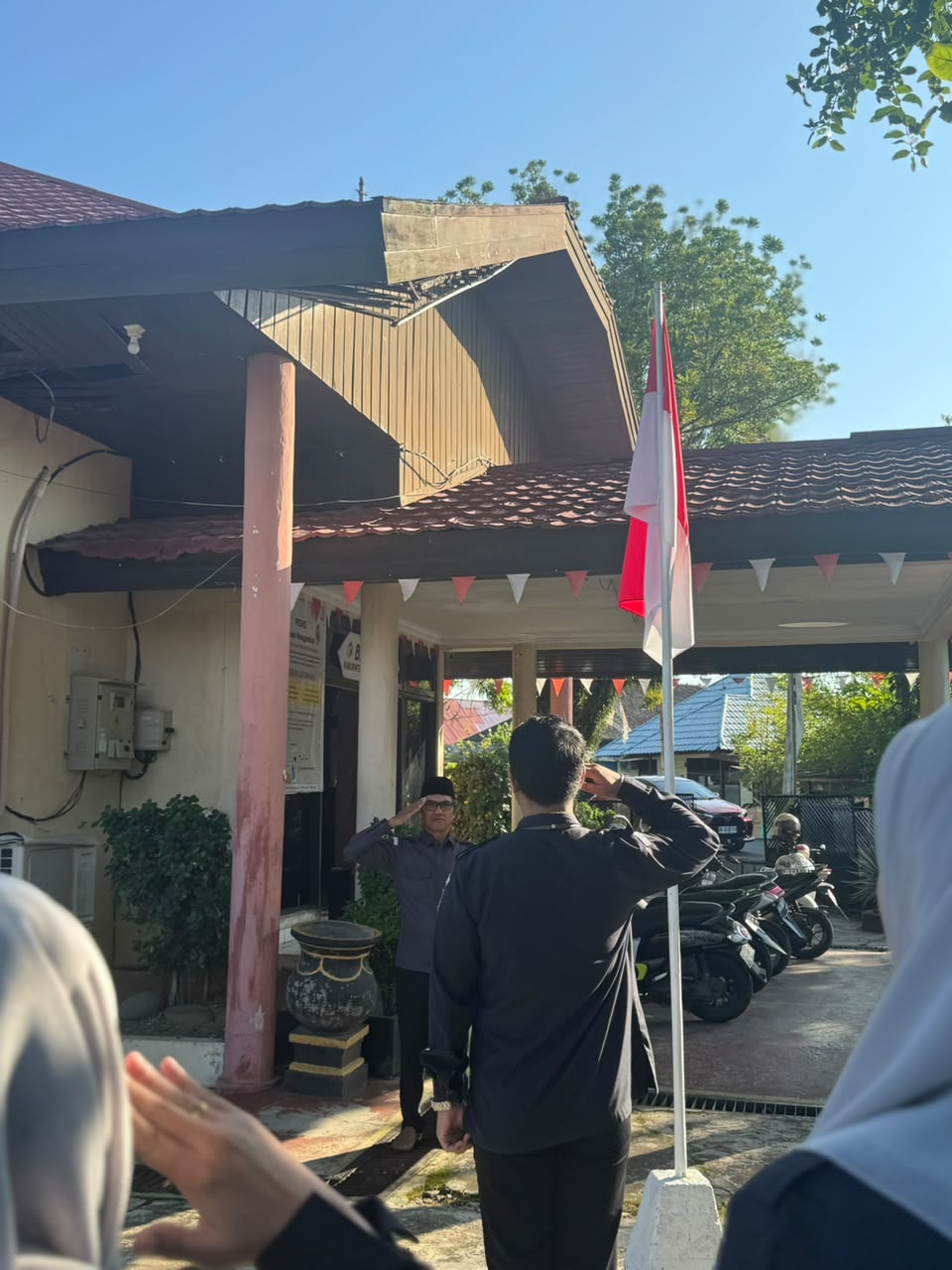 Ketua Bawaslu HSU Tegaskan Implementasi Surat Edaran Nomor 21 Tahun 2026 pada Apel Rutin