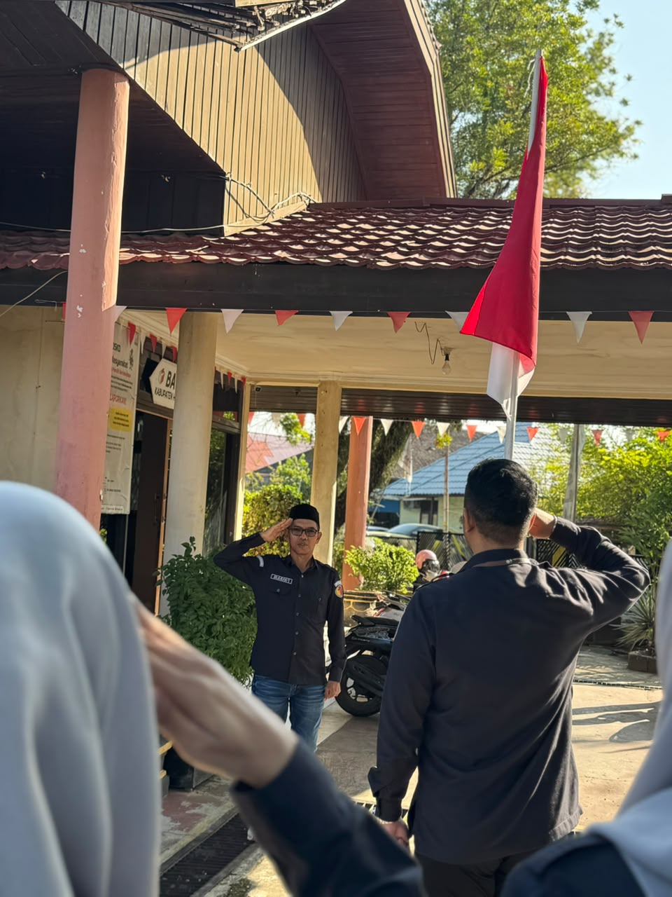 Apel Rutin Bawaslu HSU Tanamkan Nilai Disiplin, Kerja Sama, dan Konsistensi melalui Semangat Sepak Bola Dunia