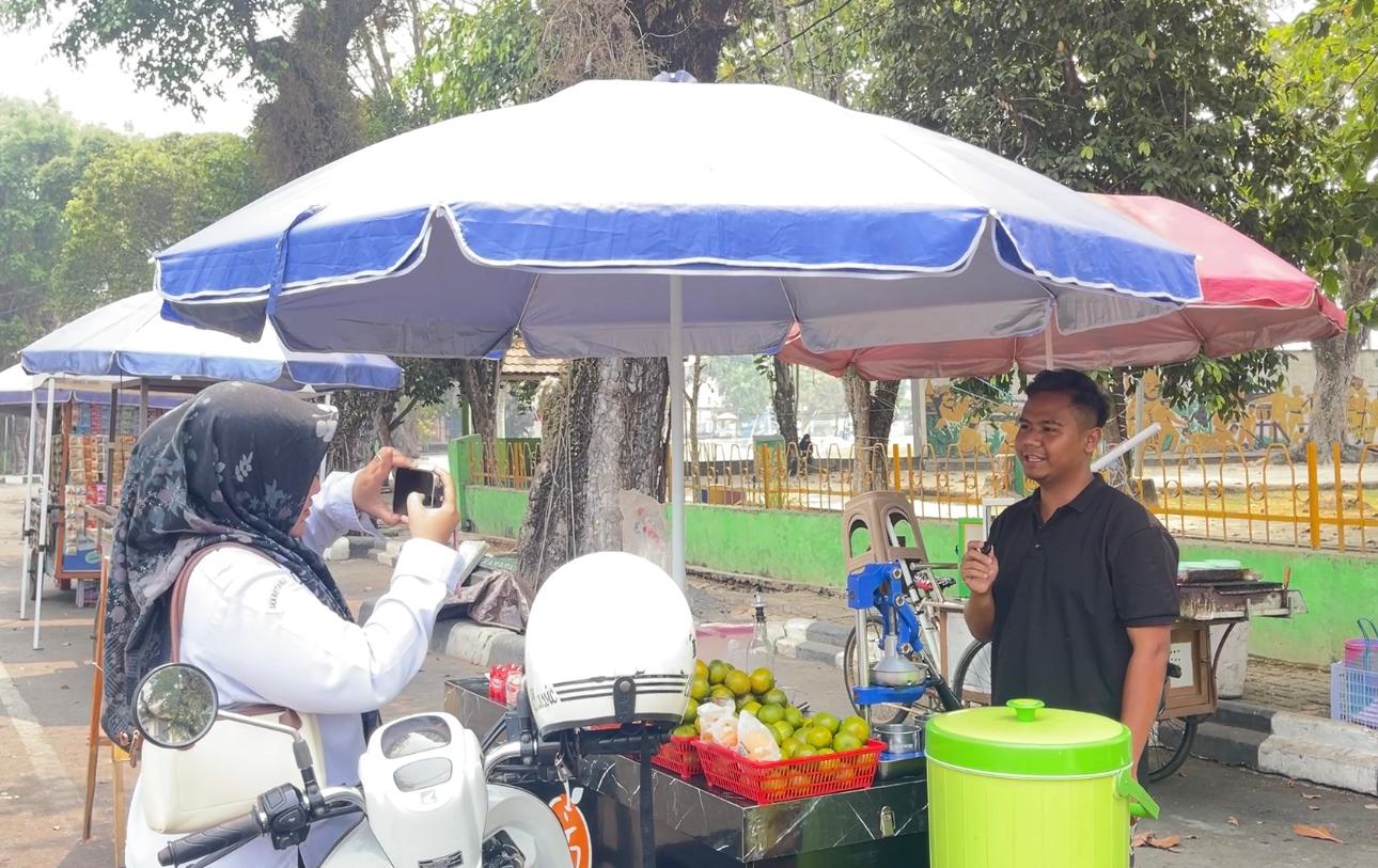 Tim Humas Bawaslu HSU take video Bawaslu Membelajarkan Volume 2