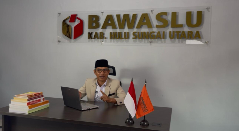 Tim Humas Bawaslu HSU Mulai Produksi “Bawaslu Membelajarkan Volume 2”, Ketua Bawaslu Jadi Pengisi Perdana