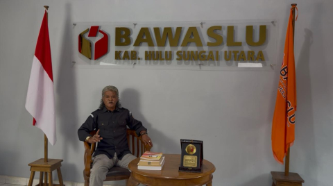 Syardani Tampil sebagai Presenter dalam Video Membelajarkan Volume 2