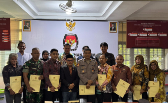 Bawaslu HSU Hadiri Rapat Pleno Rekapitulasi PDPB Triwulan III Tahun 2025