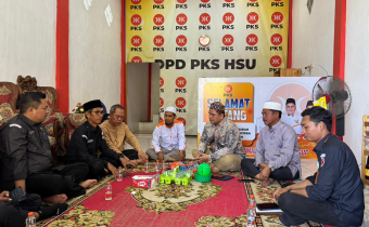 Silaturahmi dengan DPD PKS HSU