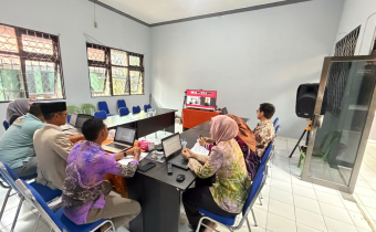 Bawaslu HSU Ikuti Rapat Monitoring dan Evaluasi Pengisian SAQ serta Penguatan Keterbukaan Informasi Publik