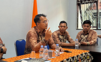 Sekretariat Bawaslu HSU Gelar Rapat Rutin, Bahas Kesiapan Bawaslu Membelajarkan dan HUT ke-81 RI